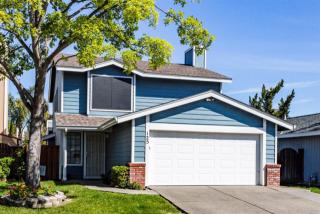 125 Dream St, Vacaville, CA 95687-6765