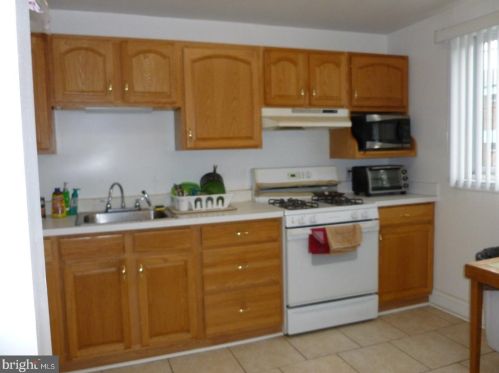 1520 12th St, Philadelphia PA  19147-6202 exterior