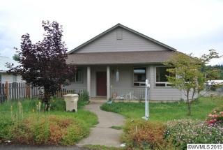 1590 Hill St, Dallas, OR 97338-2421