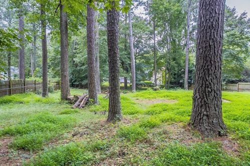 107 Parkview Dr, Stockbridge GA  30281-1112 exterior