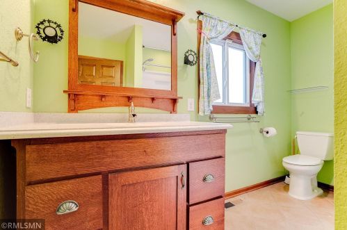 1655 Fernwood St, Saint Paul MN  55108-2220 exterior