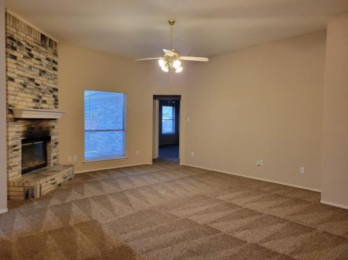 710 Kristi Ln, Cedar Hill TX  75104-2810 exterior