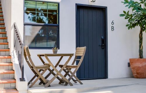 6 Valerio St, Santa Barbara, CA 93101-2529