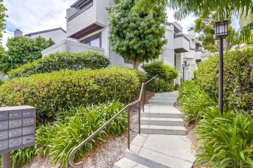 3960 Voltaire St, San Diego, CA 92107-1843
