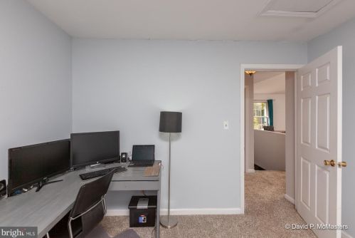 423 Shannondale Rd, Harpers Ferry WV 25425-4564 exterior