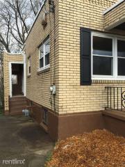 110 Park Ave, Weirton WV  26062-3741 exterior