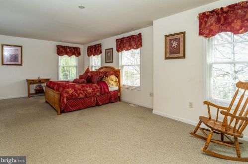 1674 Stony Battery Rd, Lancaster PA  17601-1287 exterior