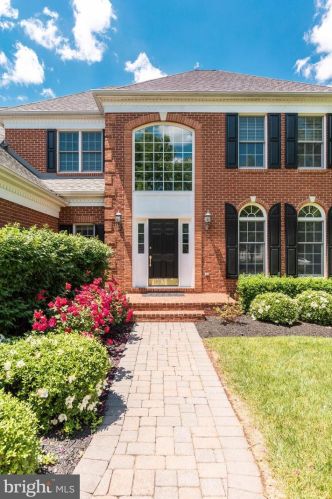 15067 Gaines Mill Cir, Haymarket, VA 20169-2592