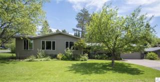 2724 Triggs Ave, Duluth, MN 55811-2327