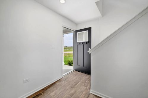 1306 Fawnlily Cir, Joliet, IL 60431-8066