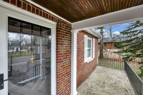 1615 Clio Ave, Cincinnati OH  45230-1812 exterior