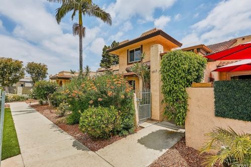 9863 Pacifico Way, Cypress, CA 90630-3228
