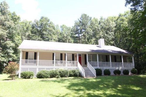 105 Bridle Ct, Greenwood, SC 29646-9402