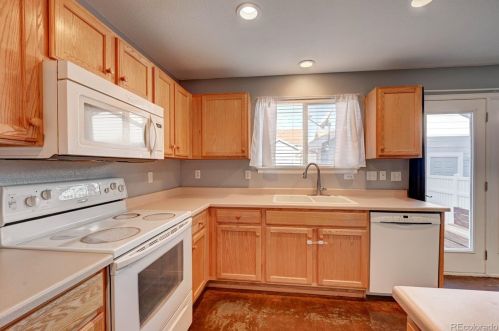 18937 57th Pl, Denver CO  80249-8322 exterior