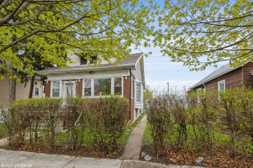 1309 East Ave, Forest View, IL 60402-1209