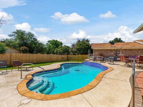 7600 Chasewood Dr, Fort Worth TX  exterior