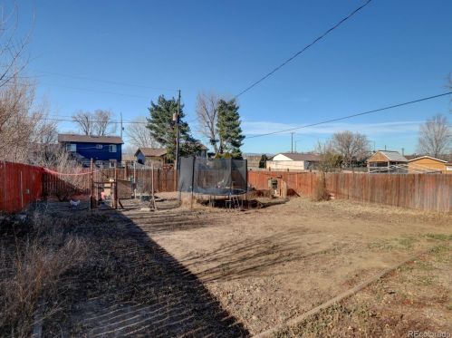 201 Pauline Ave, Milliken CO 80543-8008 exterior