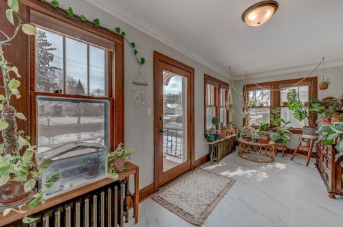 1207 Charlton St, Saint Paul MN  55118-2922 exterior