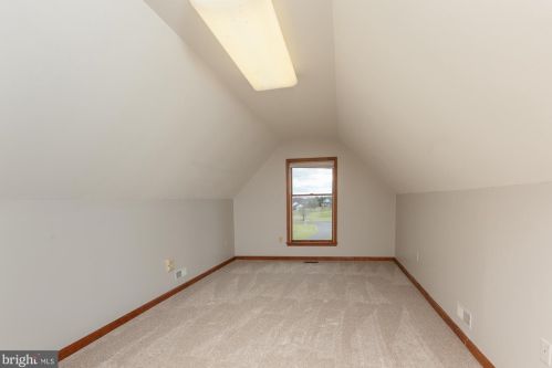 410 Wood End Ct, Charles Town WV  25414-5294 exterior