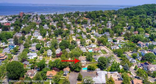 33 Asbury Ave, Atlantic Highlands, NJ 07716-1413