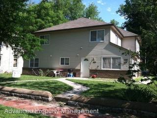 608 Osage St, Manhattan KS  66502-5933 exterior