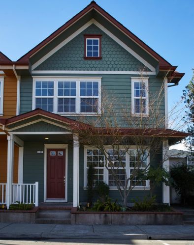 9157 Windsor Rd, Windsor, CA 95492-9704
