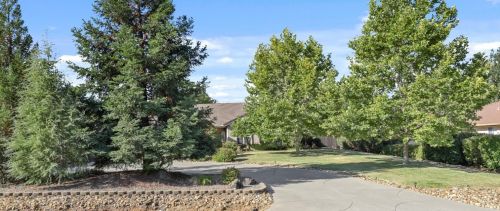 2222 Vista Del Lago Dr, Valley Springs, CA 95252-9379
