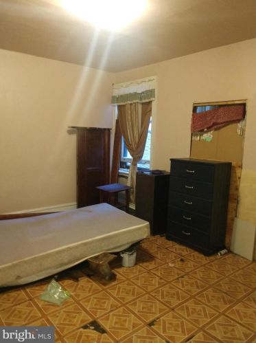 3734 19 St, Philadelphia PA 19140-3543 exterior