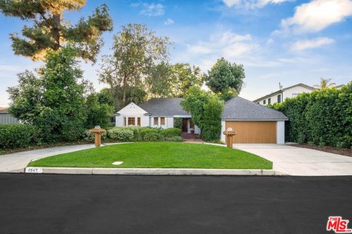 4947 Edgerton Ave, Van Nuys, CA 91436-1201
