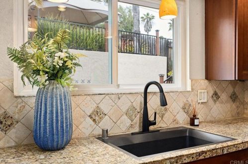 1096 Ponderosa Ave, San Marcos CA  92069-2146 exterior