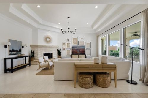 3314 Far View Dr, Austin TX  78730-3303 exterior