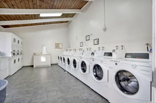 1010 Macarthur Blvd, Santa Ana CA  92707-4632 exterior