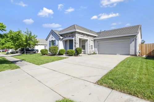 2207 August Way, Arboga, CA 95961-9085