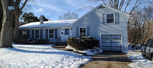 568 Oak St, Palatine, IL 60067-6927