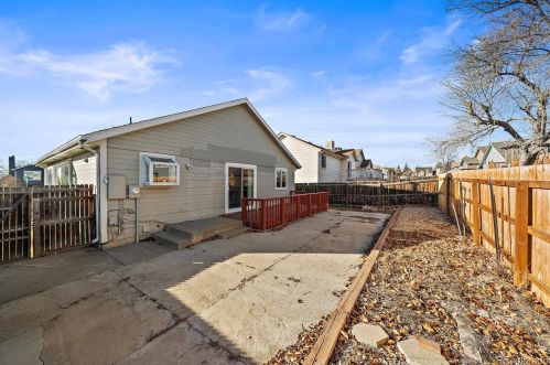 3865 63rd Ave, Arvada CO  80003-6719 exterior