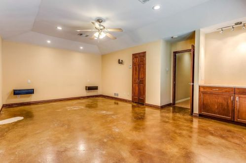 6248 Dilbeck Ln, Dallas TX  75240-5350 exterior