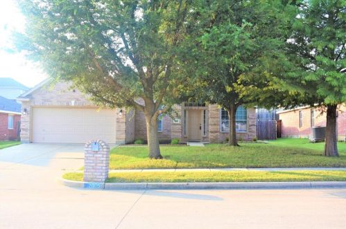 2005 Windcastle Dr, Midlothian, TX 76063-5015