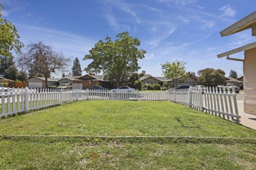 4129 Faith Ln, Modesto, CA 95355-9516