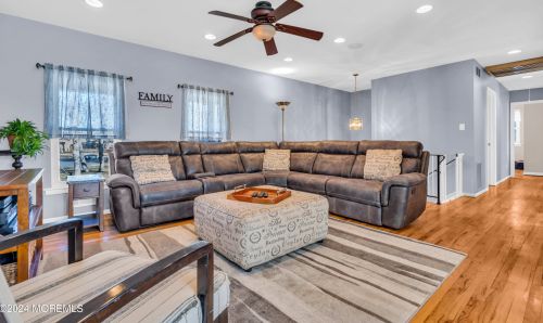 14 Brunswick Dr, Wall Township, NJ 07731-1723