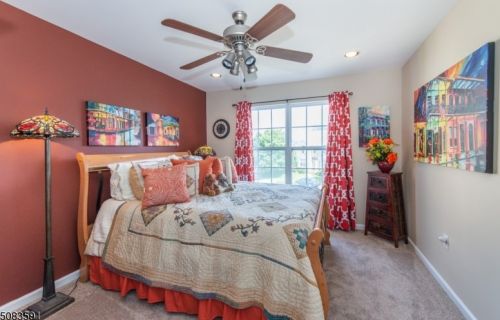 98 Winding Hill Dr, Hackettstown NJ  07840-5671 exterior