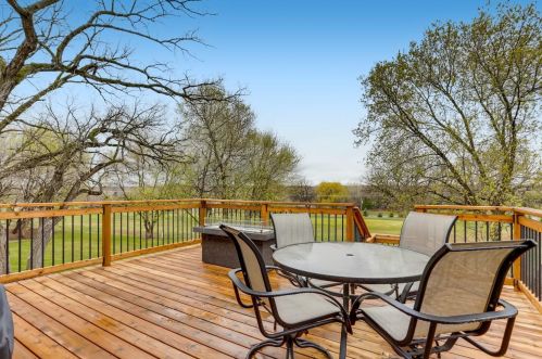 2846 Eagle Valley Dr, Saint Paul MN  55129-4263 exterior
