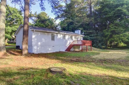 1766 Stag Dr, Conyers GA  30012-3643 exterior
