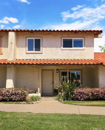 572 El Cabrillo, Placentia, CA 92870-3219