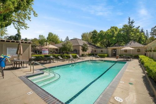 449 Alberto Way, Los Gatos CA  95032-5439 exterior