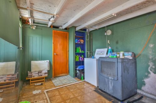 3146 Monroe Ave, Anaheim CA  92801-6034 exterior