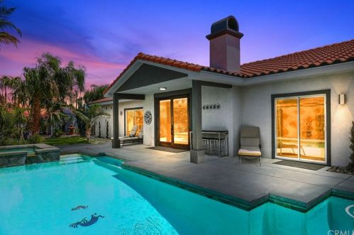 2095 Magnolia Rd, Palm Springs, CA 92262-3645