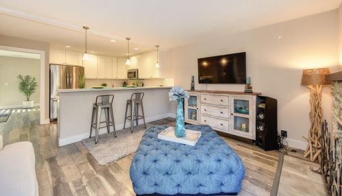 6904 Monticello Ct, Citrus Heights, CA 95621-4319