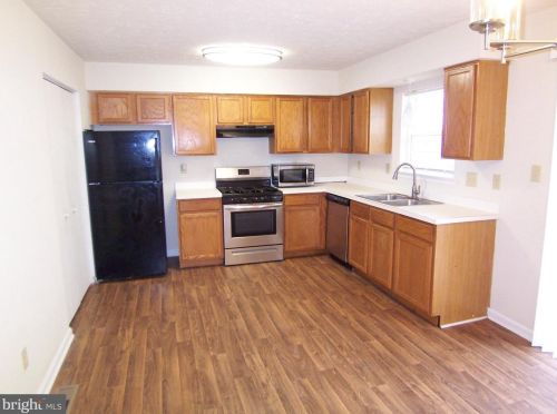 346 Woodland Green Ct, Aberdeen MD  21001-2946 exterior