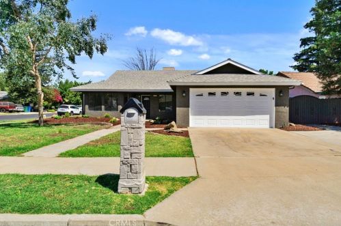2825 Driftwood Dr, Madera, CA 93637-2642
