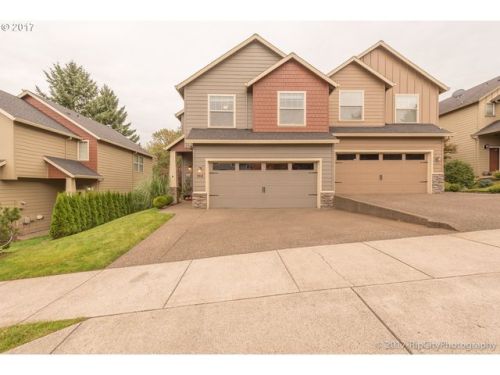 2014 Thomas Pl, Damascus, OR 97080